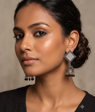 Desi Diva Jhumka