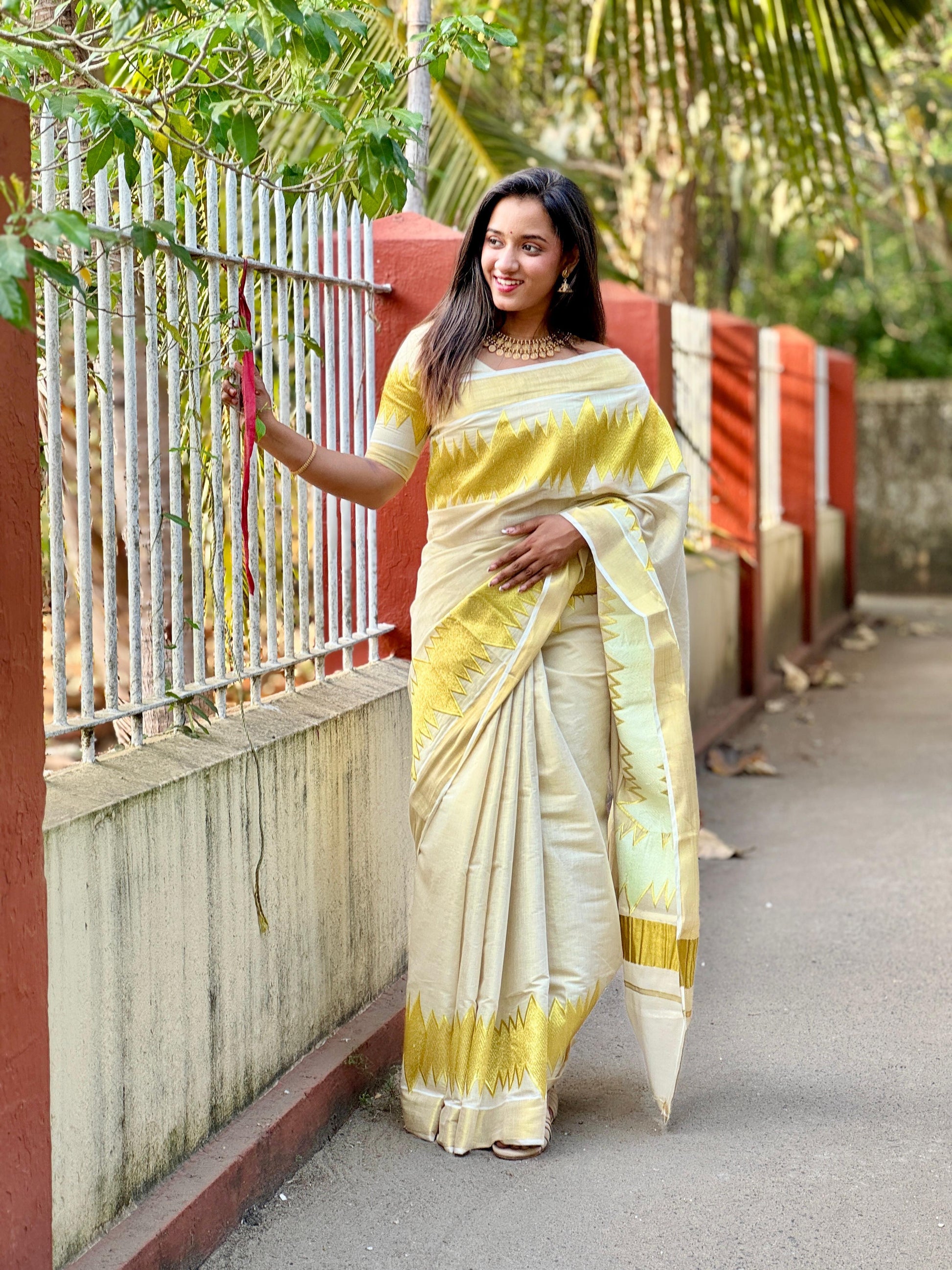 ECG GOLDEN TISSUE SAREE