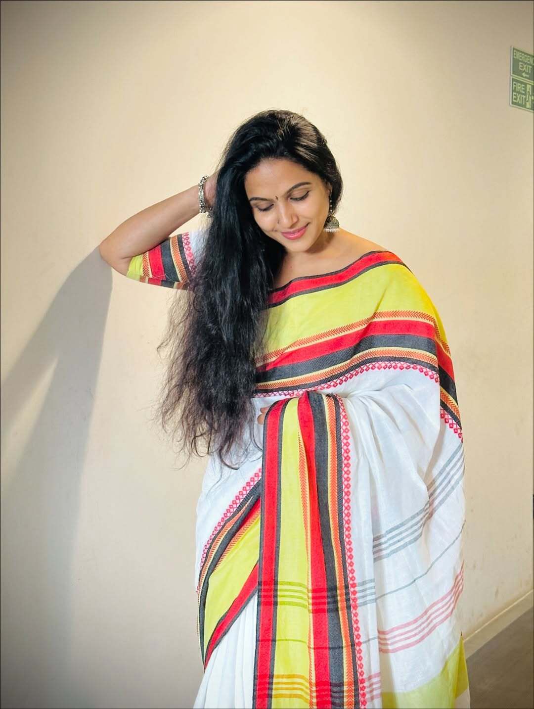 Big Multi Colour border temple weave cotton saree onam collection