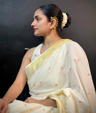 Small Techipoo embroidery saree
