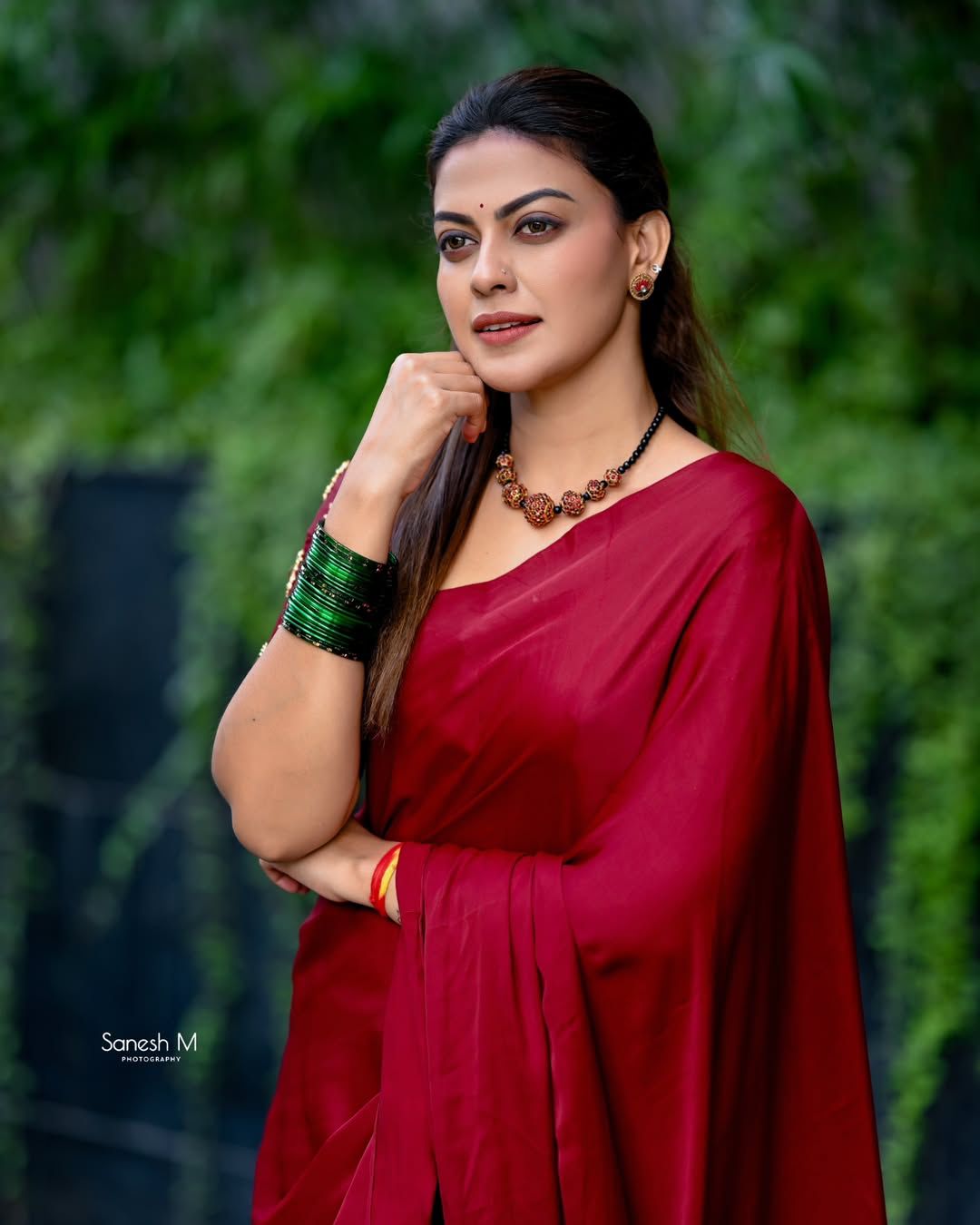 Anushree plain model silk with zari pall
