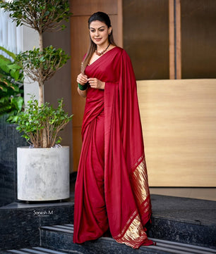 Anushree plain model silk with zari pall