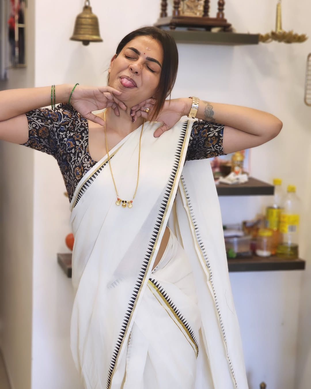 Anushree inspired temple set mundu 2.80 Premium quality