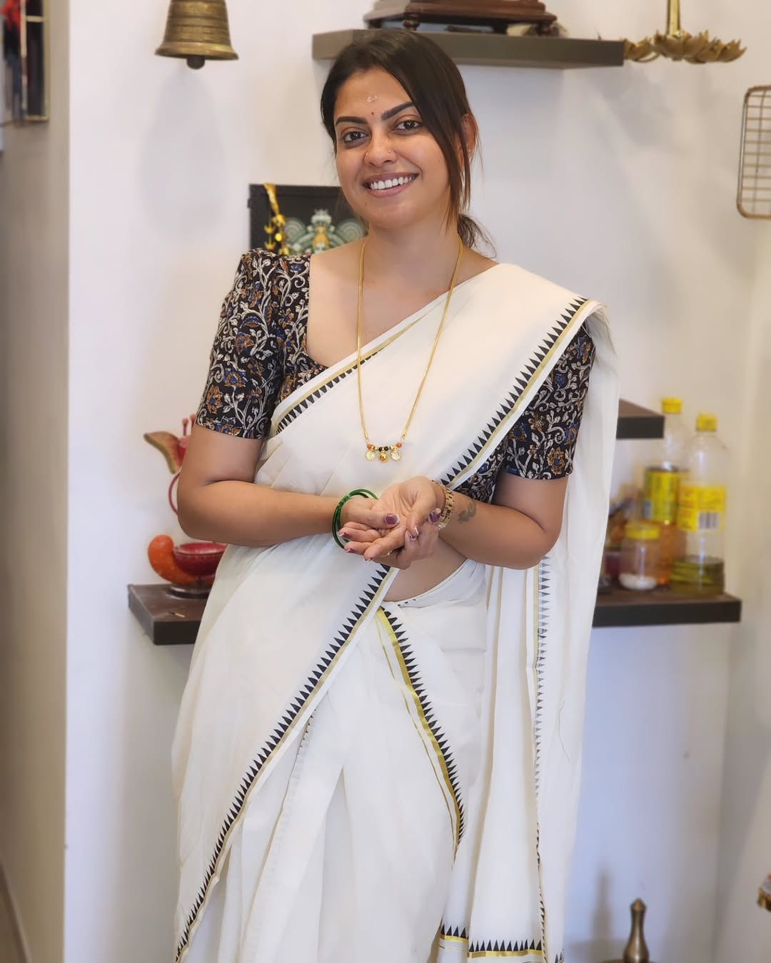 Anushree inspired temple set mundu 2.80 Premium quality