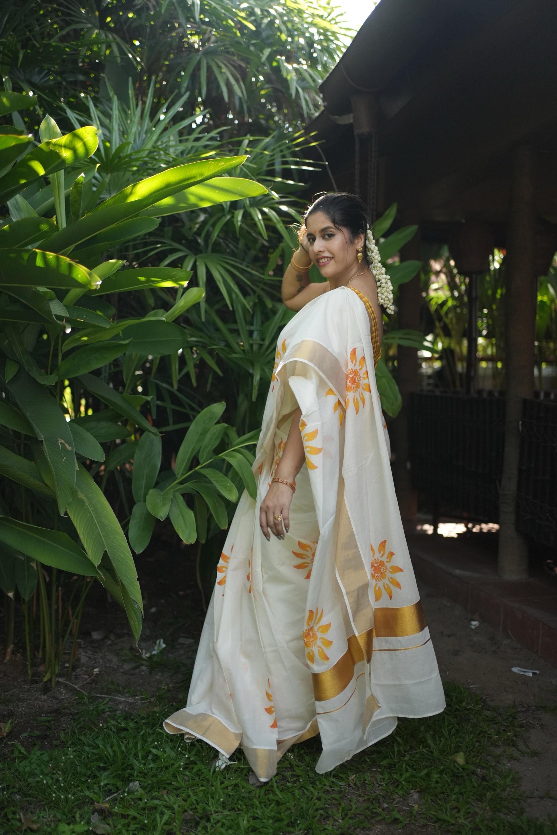 Suryakanthi sunflower kerala cottob saree