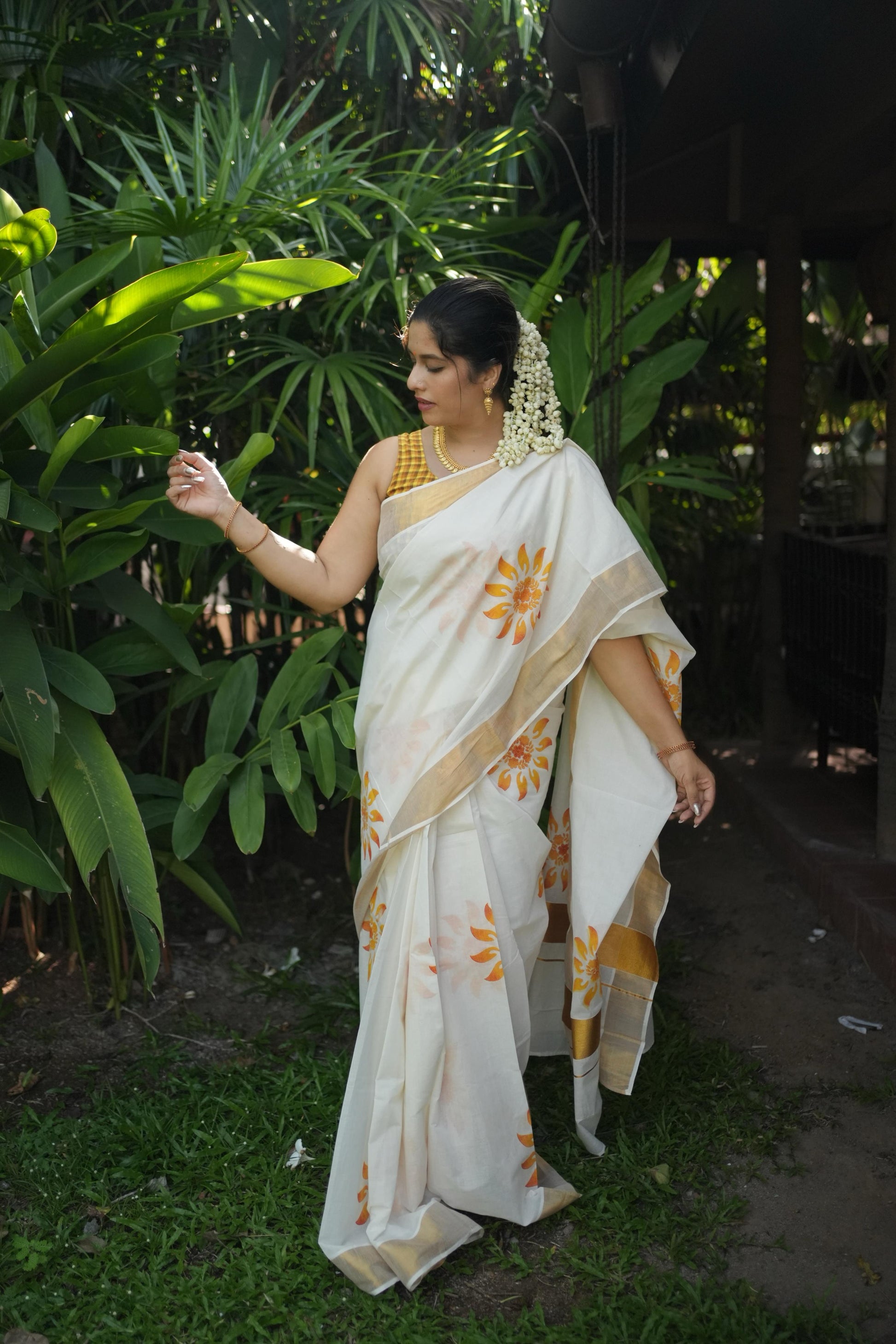 Suryakanthi sunflower kerala cottob saree