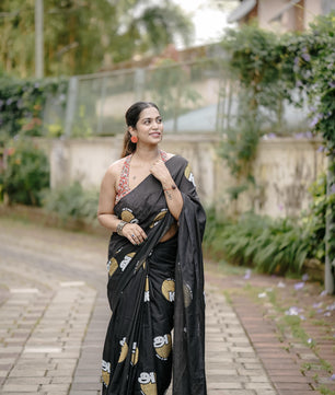 Achan Amma Tamil & Malayalam Sarees.