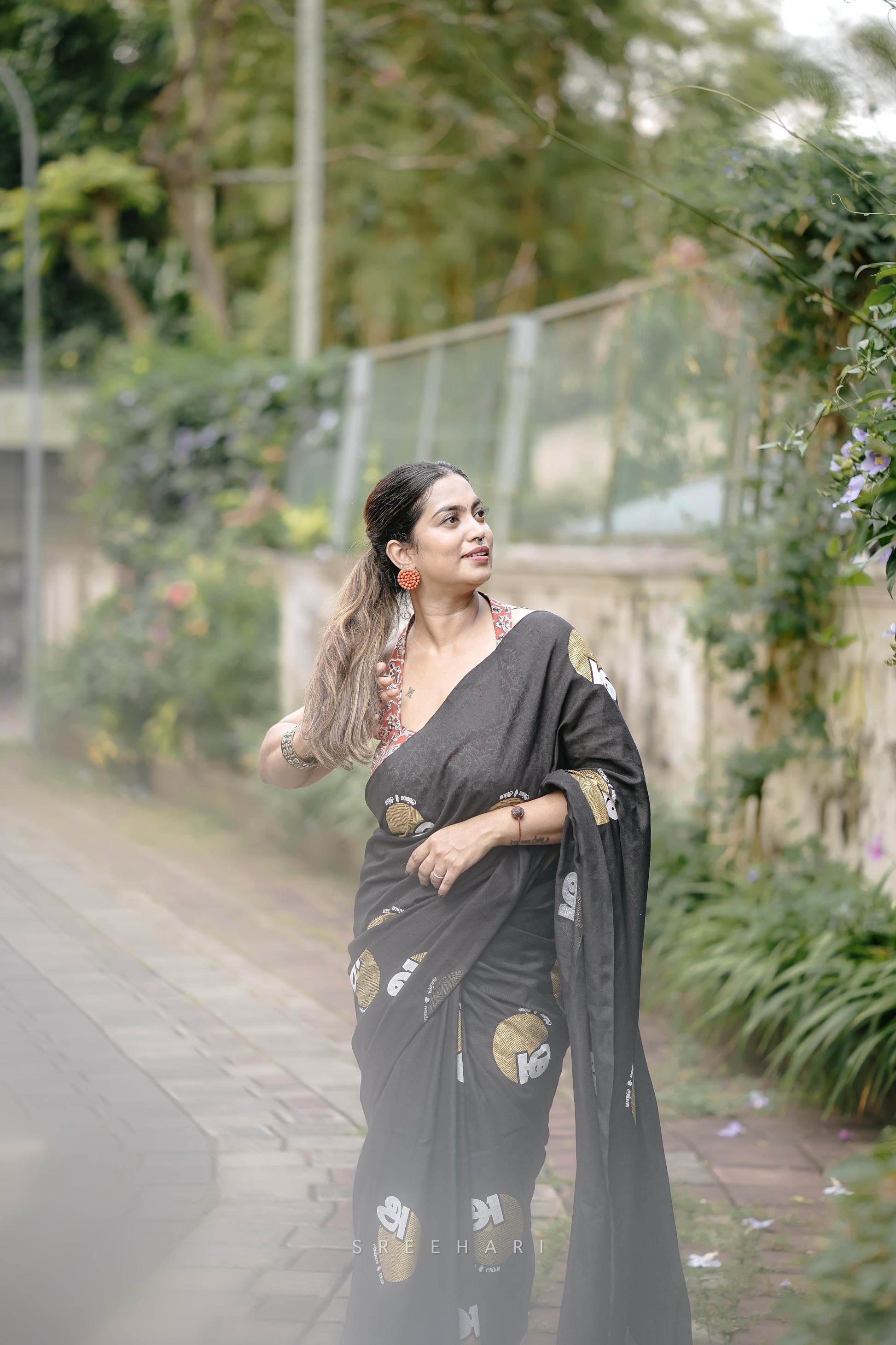 Achan Amma Tamil & Malayalam Sarees.