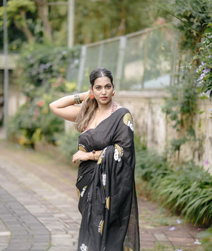 Achan Amma Tamil & Malayalam Sarees.