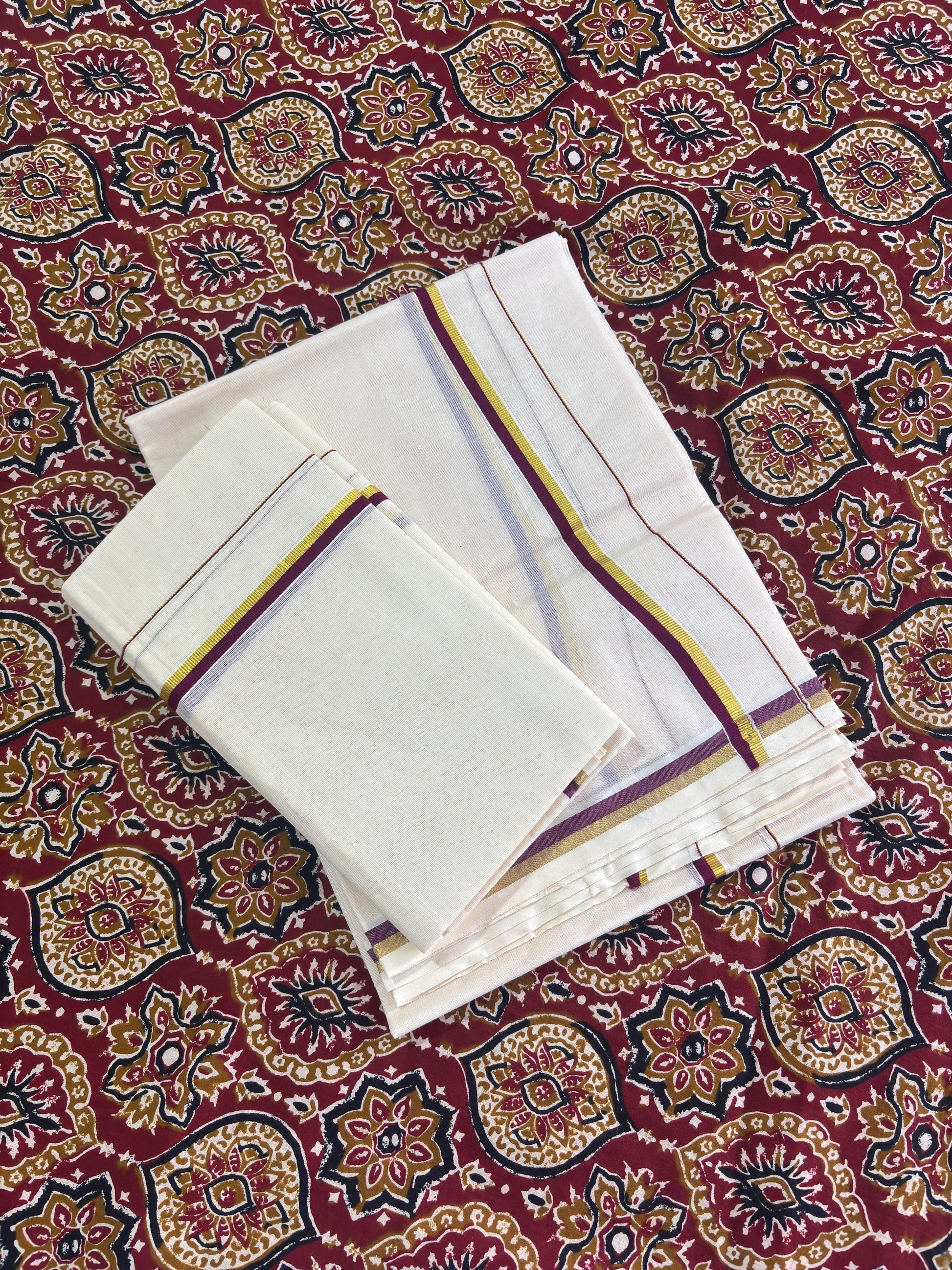 Pulyilakara with kasavu set mundu 2.80