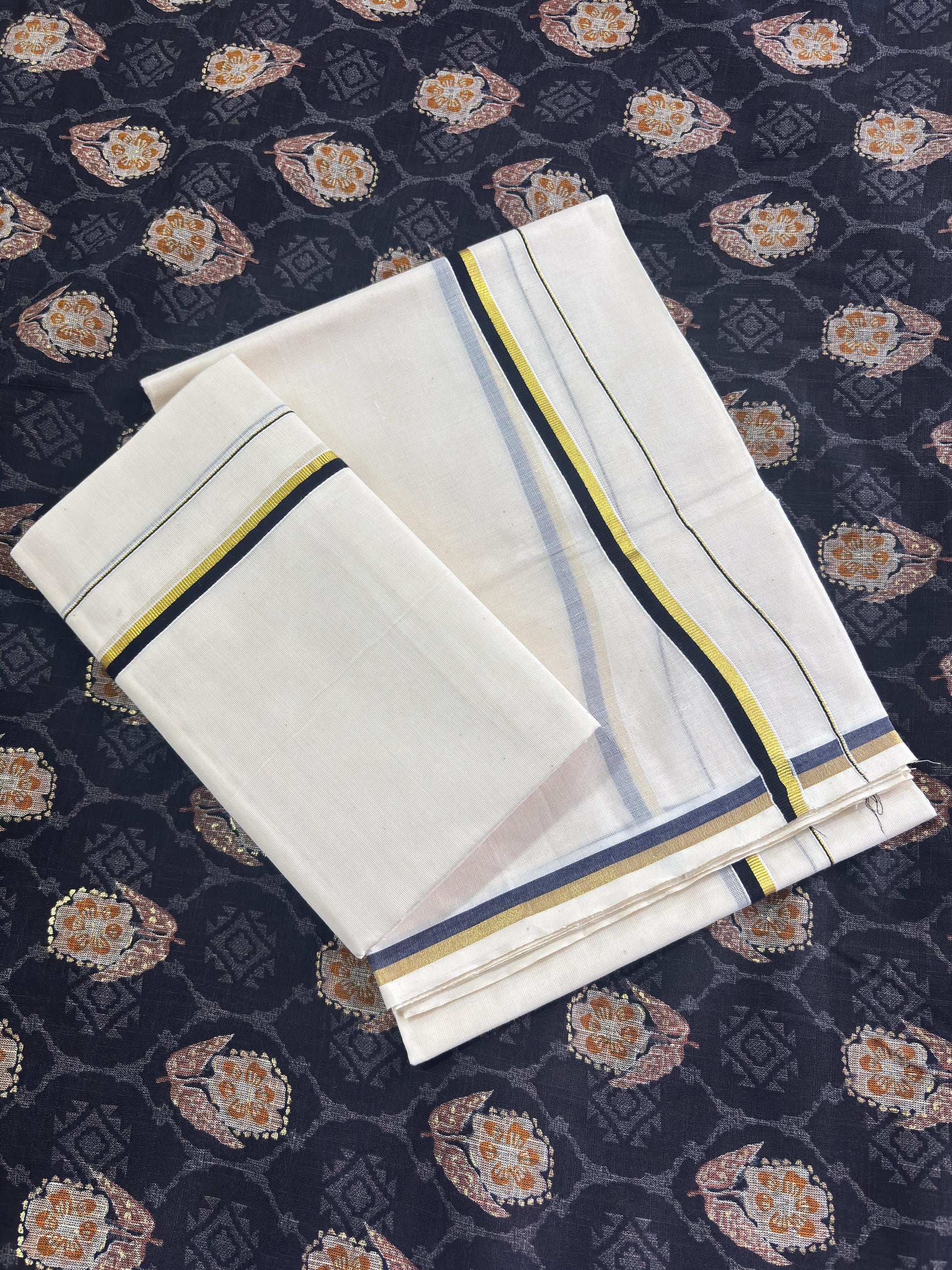 Pulyilakara with kasavu set mundu 2.80