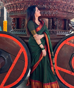 Mangalam : Big border Checks Narayanapet cotton Saree