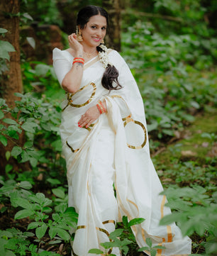 golden foil eight design saree
