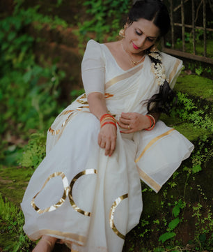 golden foil eight design saree