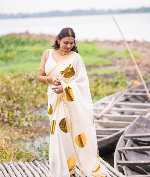 Golden Foil Round Design Saree