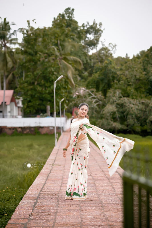 Sumangala - Small Lotus Set Saree