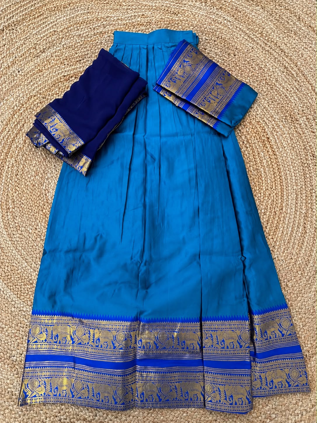 Chettinad Big border Davani