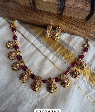 Bead's necklace