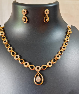 Palakka neclace with stone