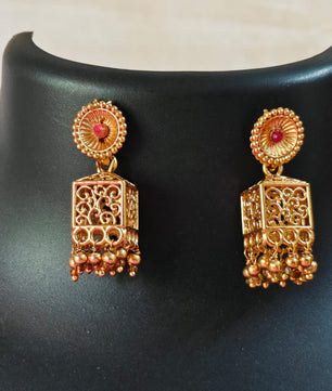 Elagent  premium gold ball haram with pendent