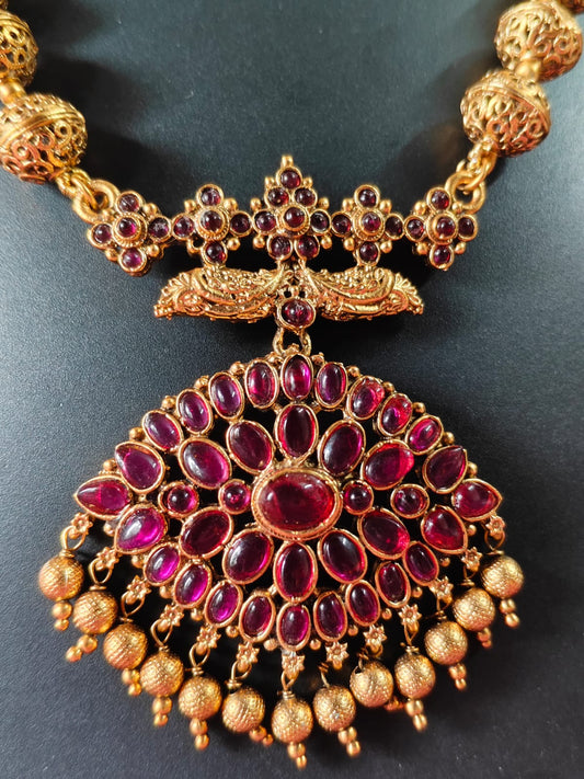 Premium Golden ball haram with pendent