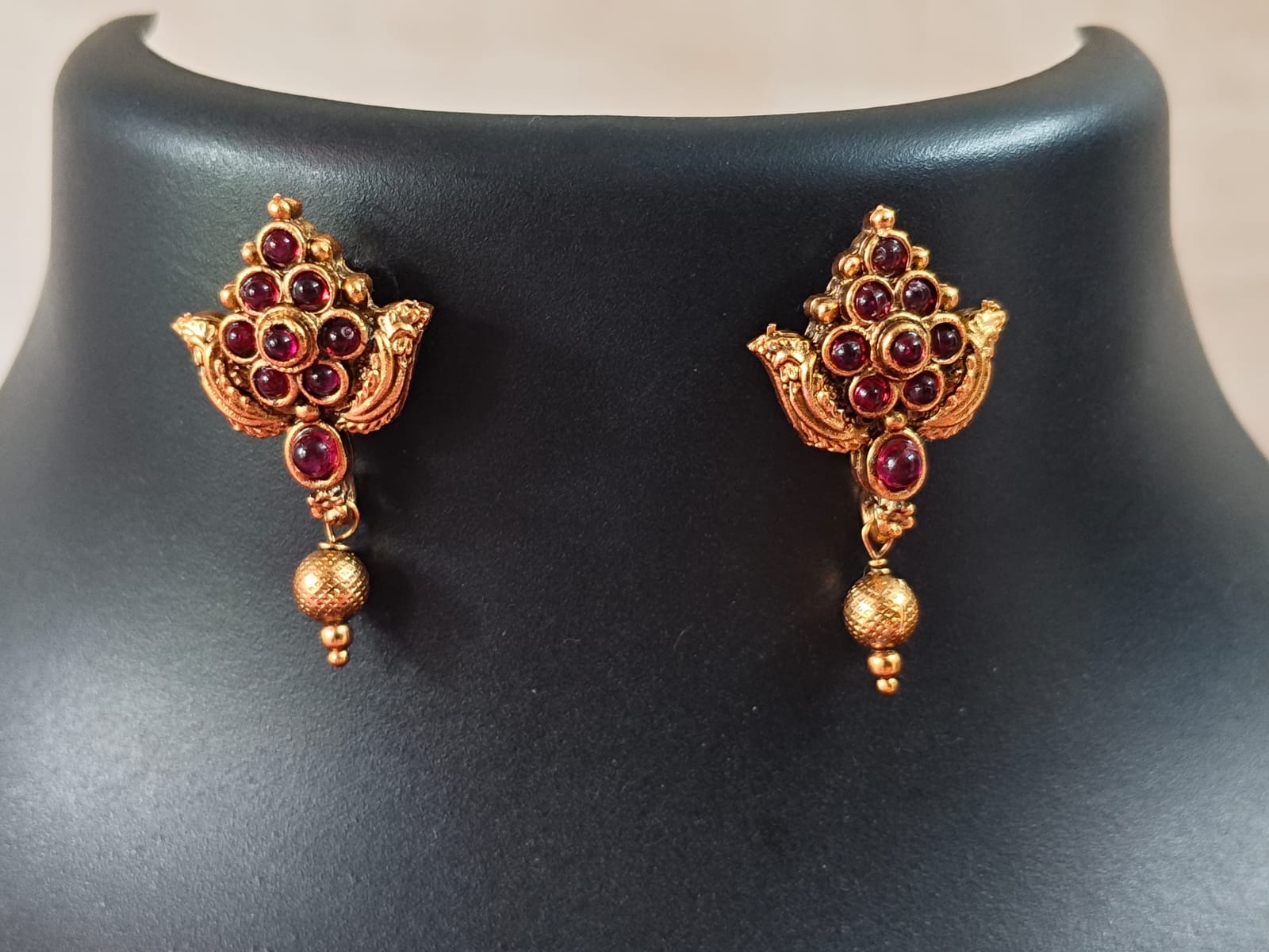 Premium Golden ball haram with pendent