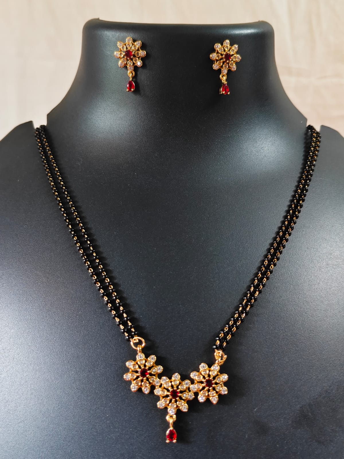 Karimani with floral stone