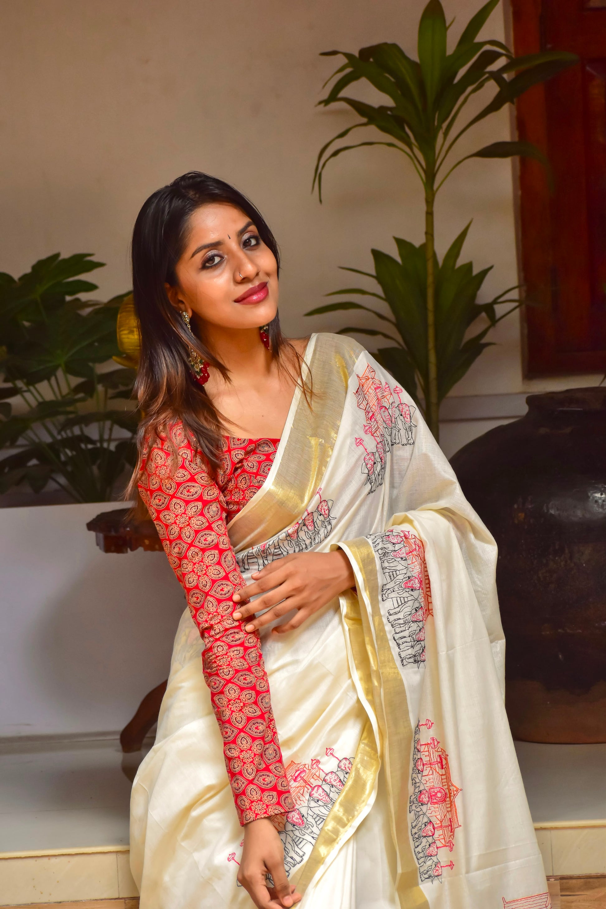 Pooram saree : Embroidered cotton Saree