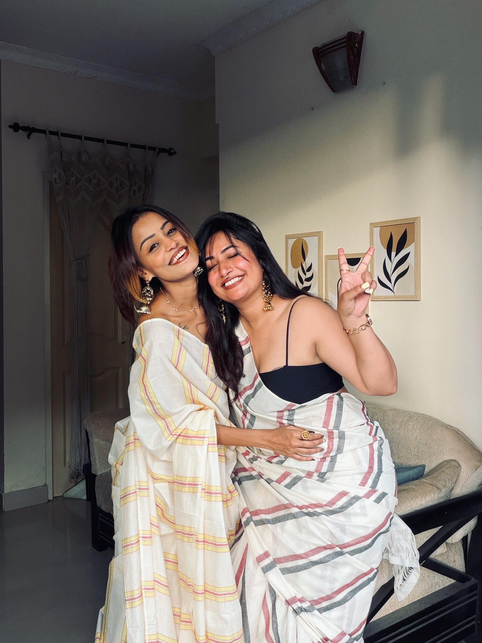 MALARVADI : MULLOTH STRIPES SAREE WITH TUSSLES (HANDLOOM REPLICA)
