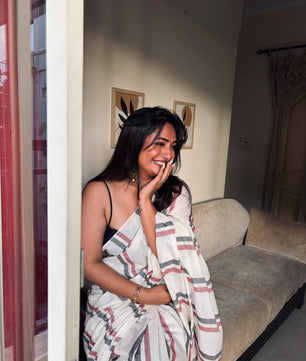 MALARVADI : MULLOTH STRIPES SAREE WITH TUSSLES (HANDLOOM REPLICA)