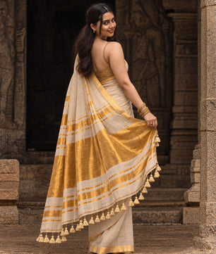 💖 *Kerala-Style Golden Tissue Saree* 💖