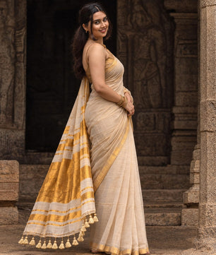 💖 *Kerala-Style Golden Tissue Saree* 💖
