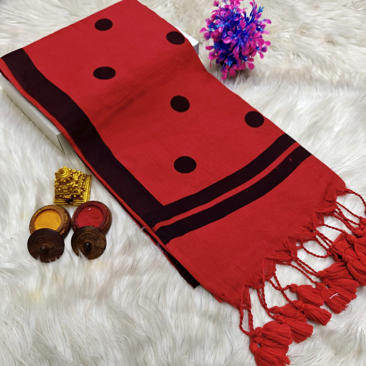 Lola Collections – Premium Ball Print Khadi Cotton Saree