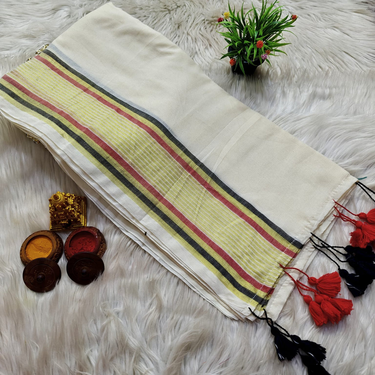 Lola Collections – Premium Pure Kaadhi Mulmul Cotton Saree*