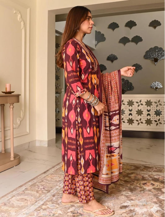 A complete ethnic look